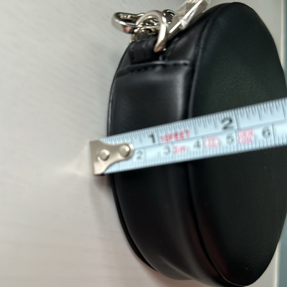 Dior Beauty Vanity Round Purse - Picture 10 of 10